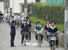 r10--生徒会あいさつ運動(4).jpg