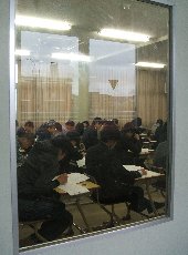 r-12-02-2.jpg